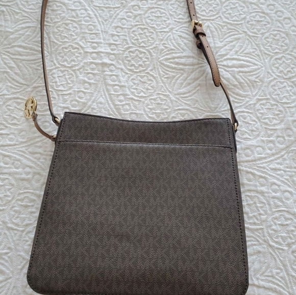 Michael Kors crossbody bag - Picture 4 of 6